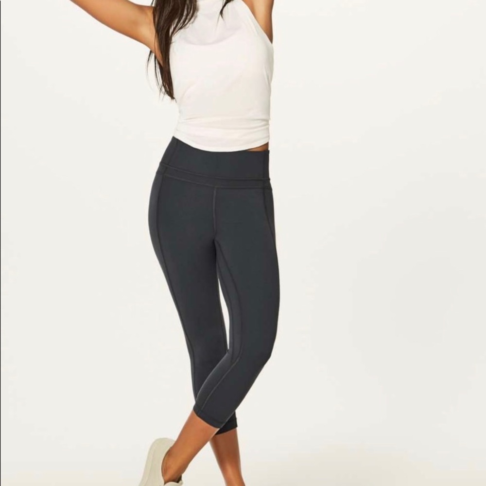 NWT lululemon cropped leggings